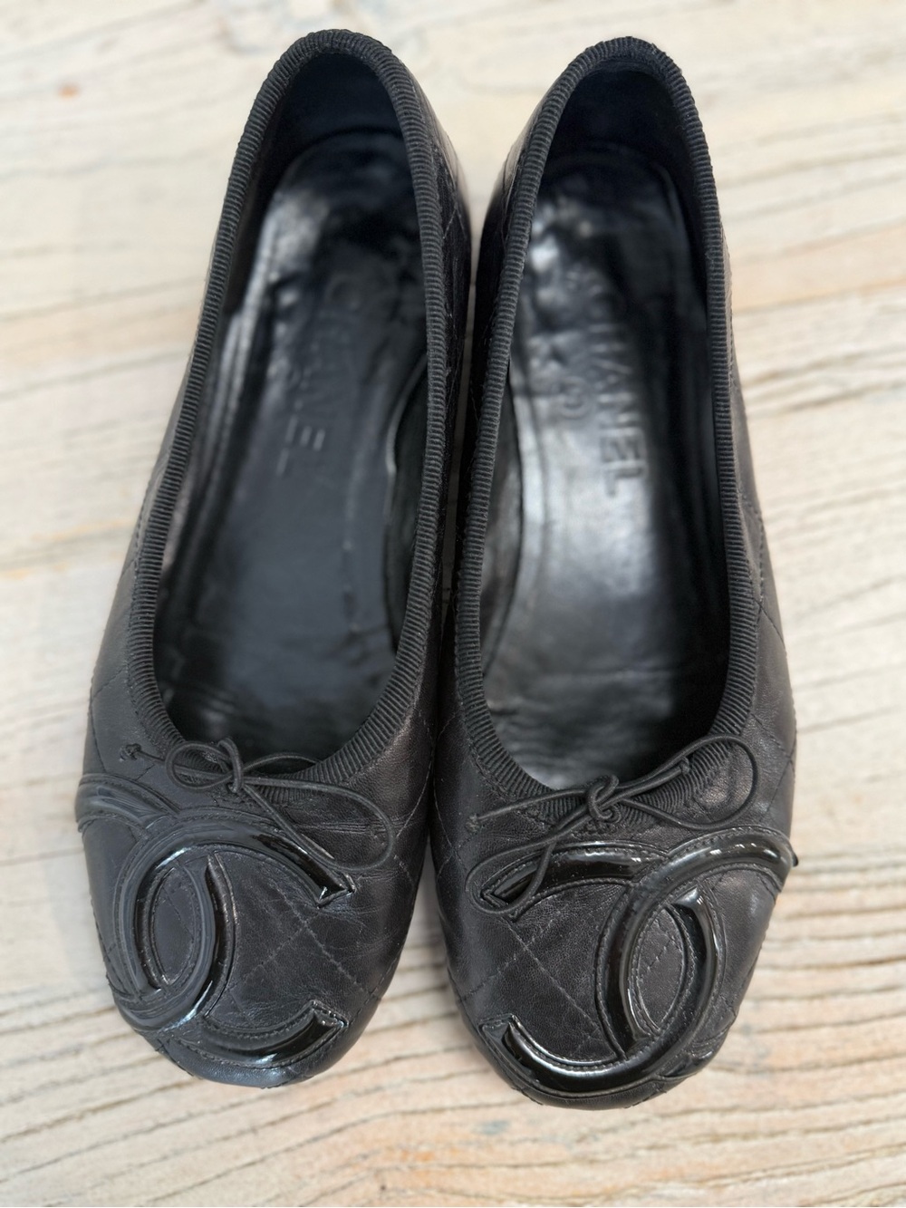 Chanel Cambon soft leather ballet flats size 37 - Picture 8 of 17
